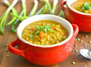 Zuppa di piselli vegetariana - le migliori ricette di primi piatti